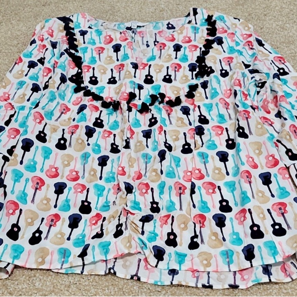 Crown & Ivy guitar print top